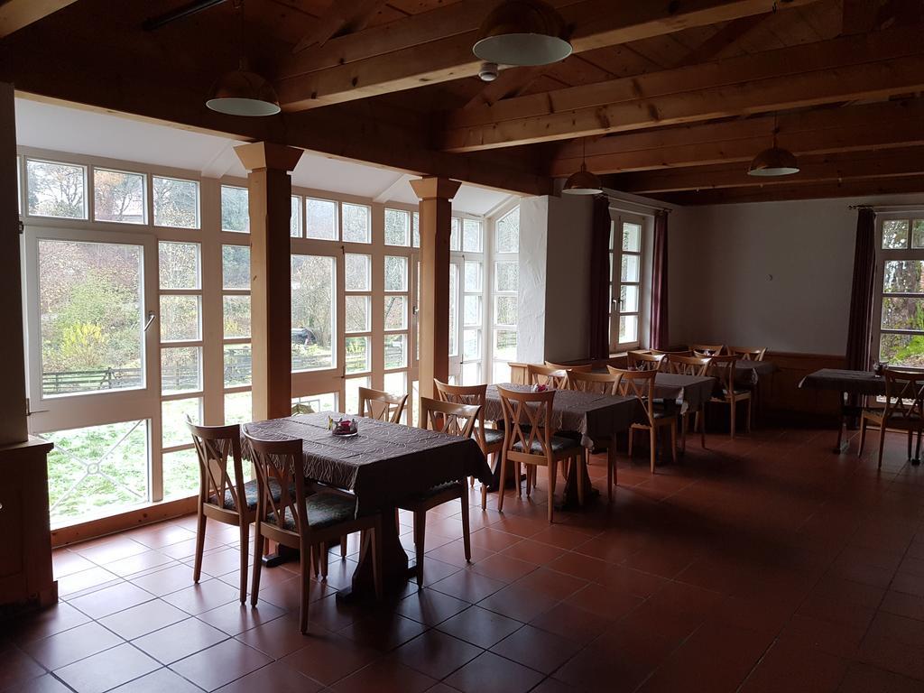 Gut Lauterbad Hotel Фройденщат Екстериор снимка