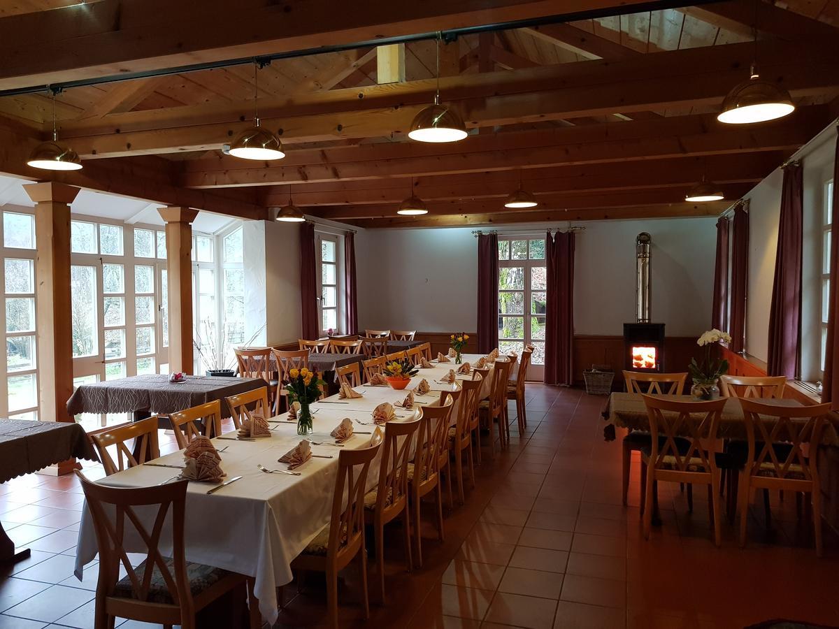 Gut Lauterbad Hotel Фройденщат Екстериор снимка